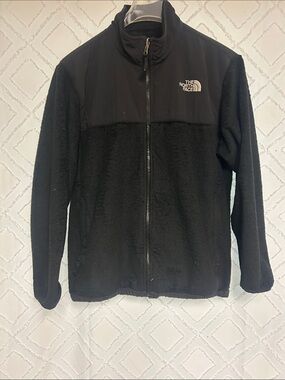 The North Face Black Lightweight Fleece Jacket
